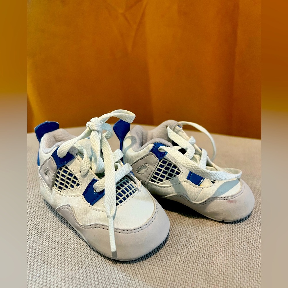 - Baby crib sole Nike retro jordan 4 military blue